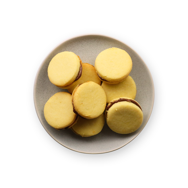 Biscuits fourrés à la pâte à tartiner